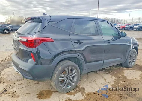 2022 Kia Seltos Lx z USA, uszkodzony, nr VIN KNDEPCAAXN7323190